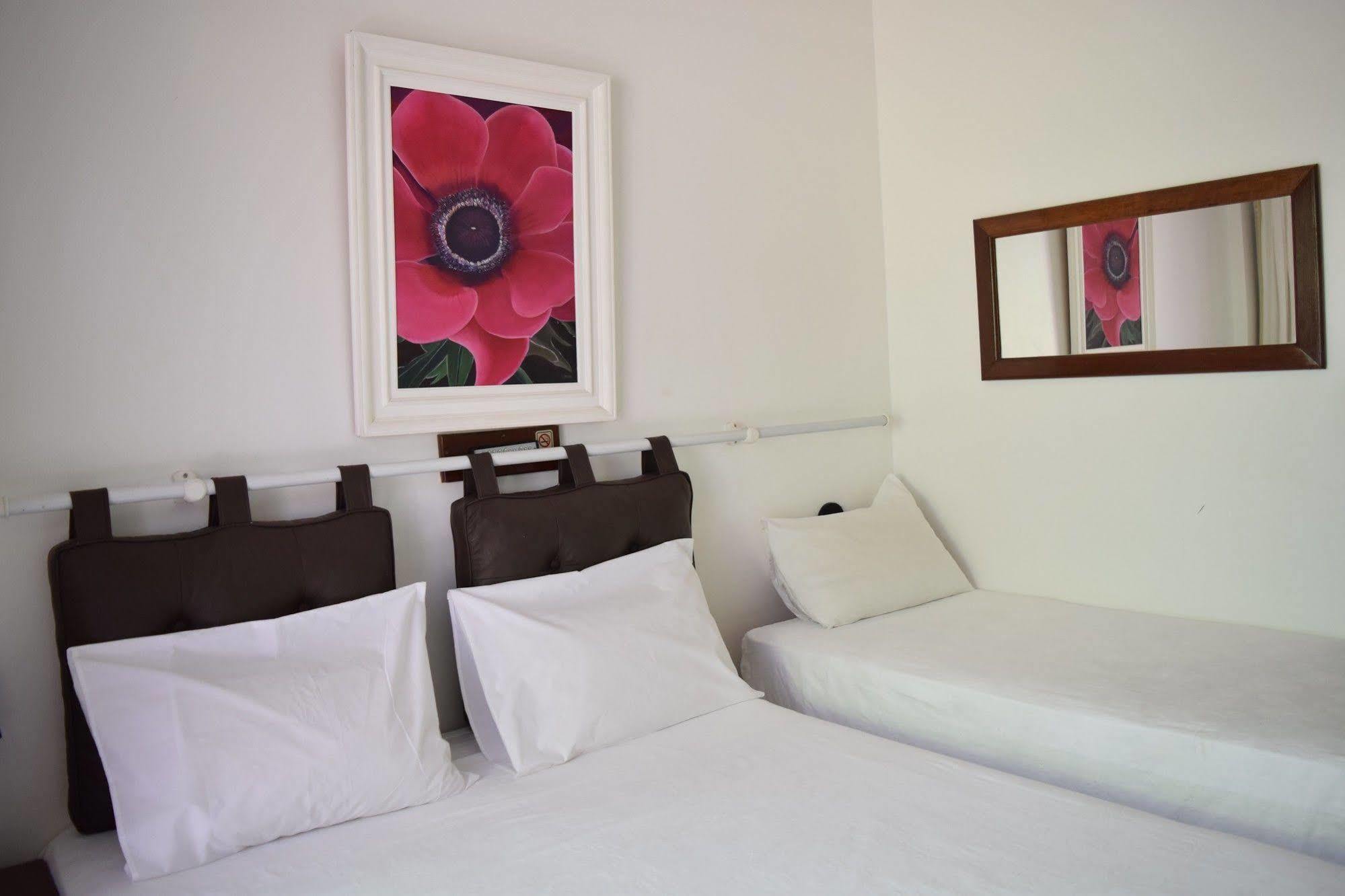 Hotel Pousada Encanto De Itapoan ซัลวาดอร์ ภายนอก รูปภาพ